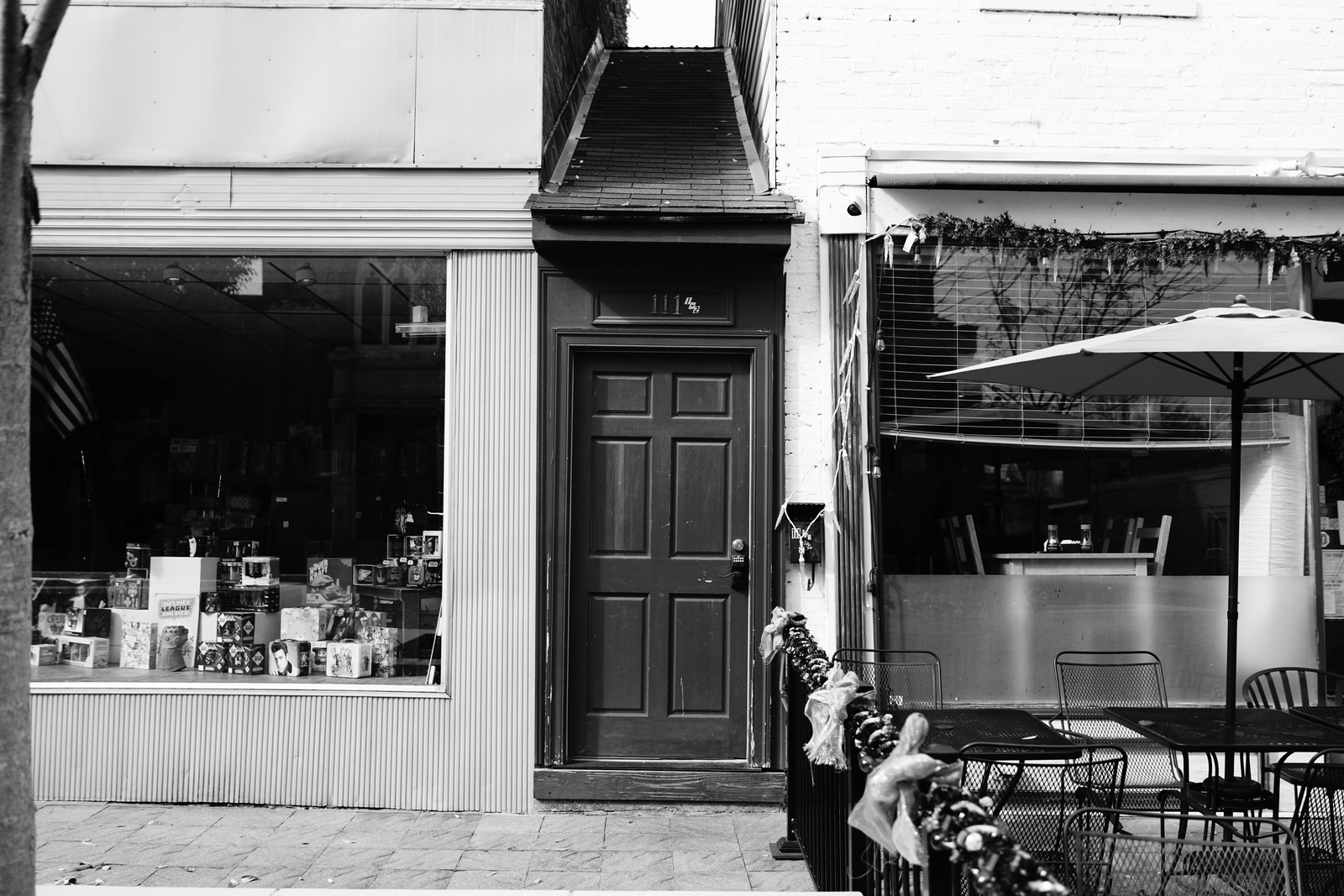 Urban Vignette in Monochrome