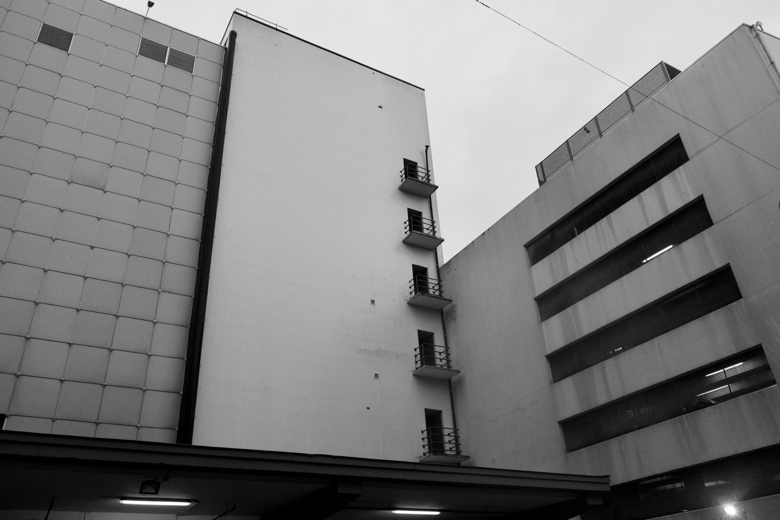 Urban Geometry in Monochrome