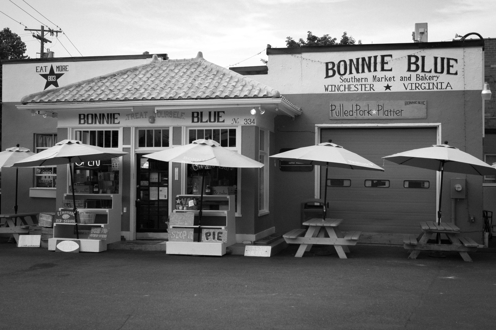 Quaint Southern Market