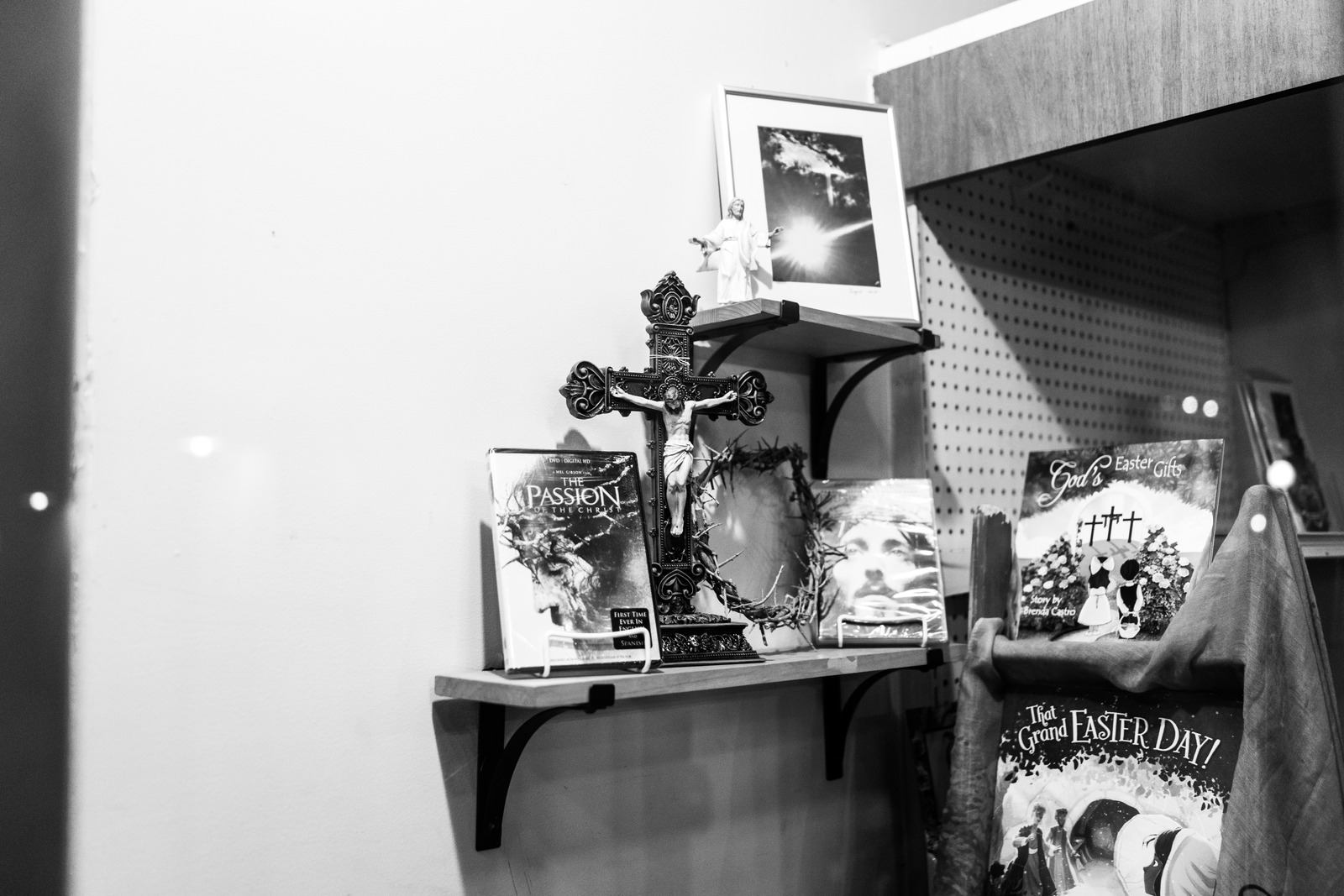 Sacred Display in Monochrome