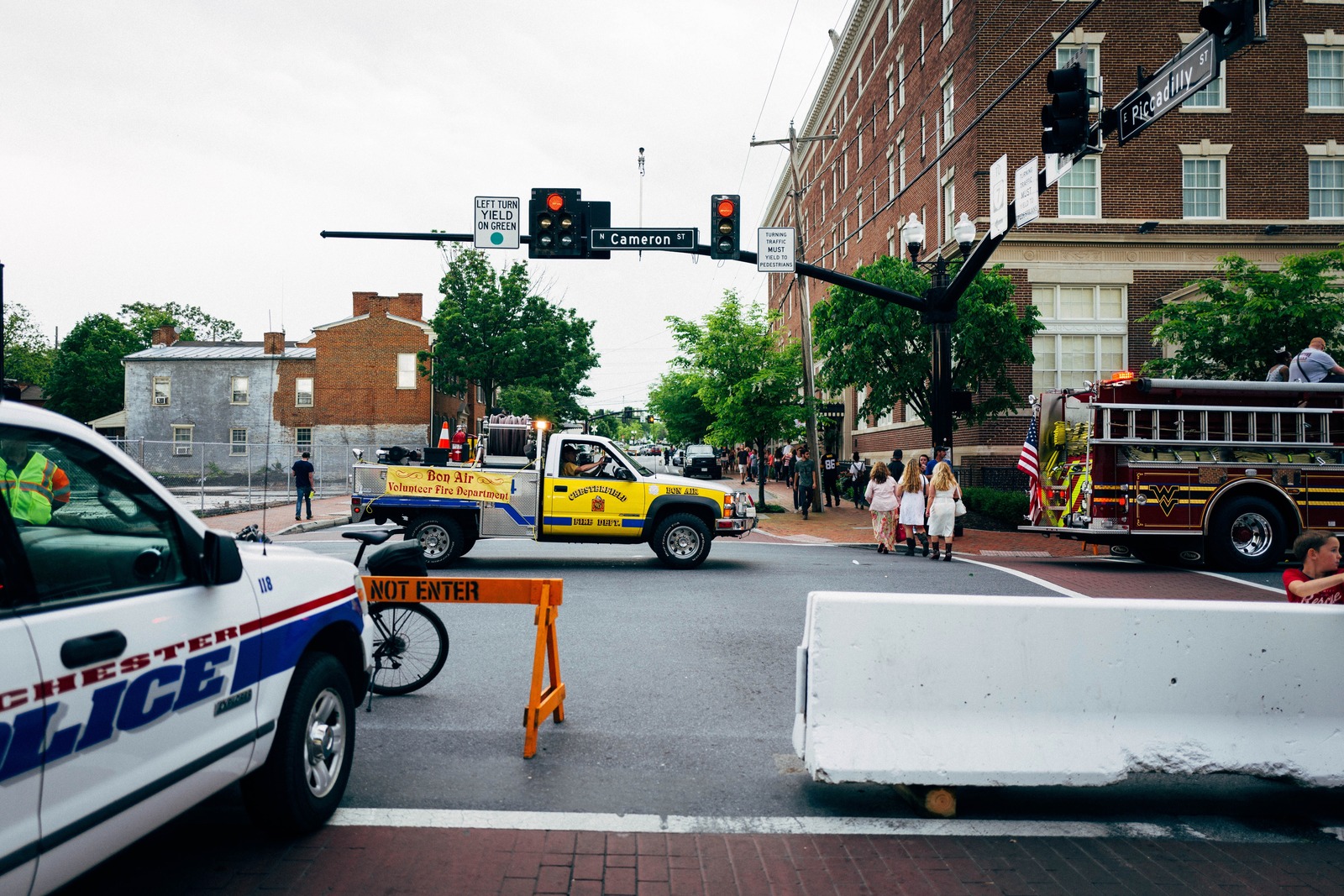 Urban Intersection in Motion