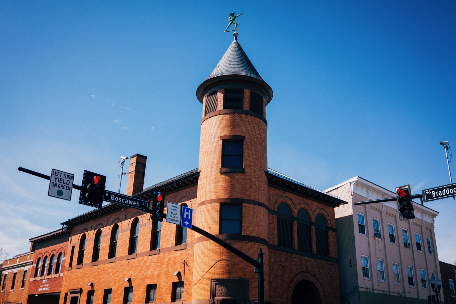 Architectural Charm in Blue