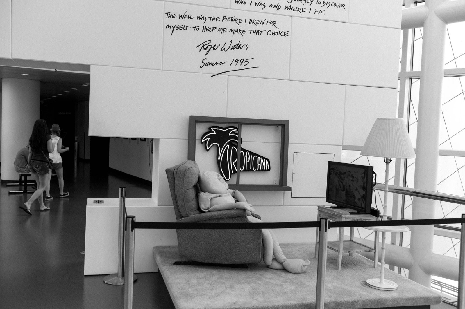 Isolation in Minimalism