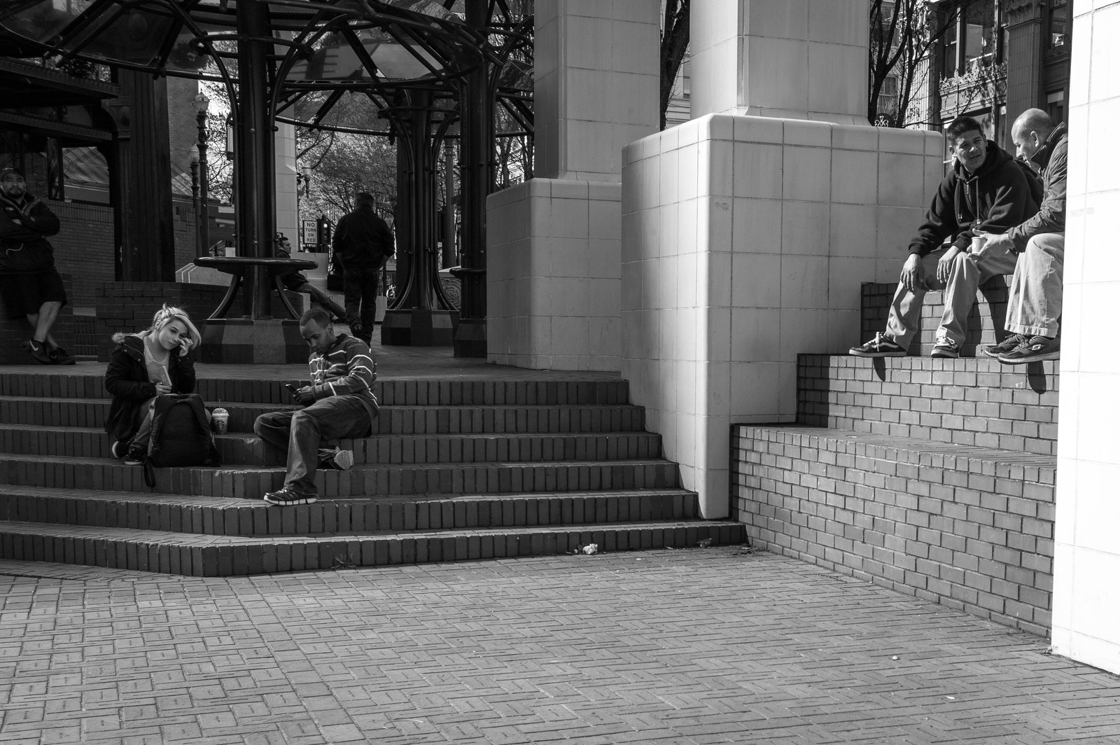 Urban Moments of Connection