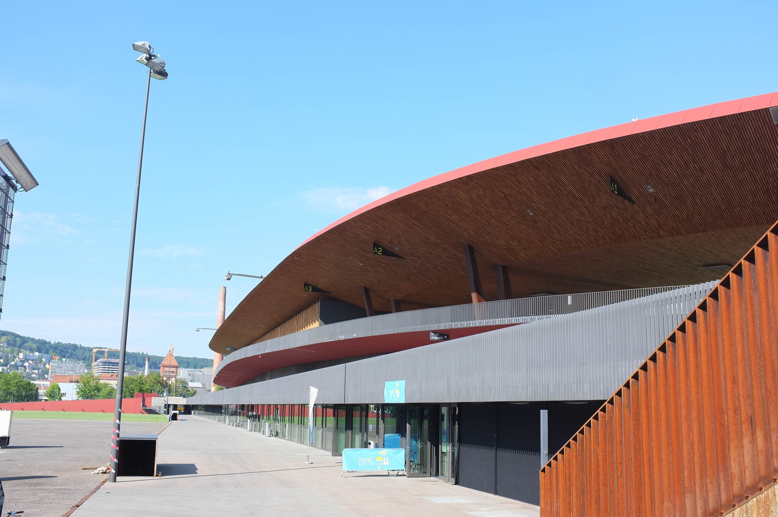 Dynamic Architectural Lines