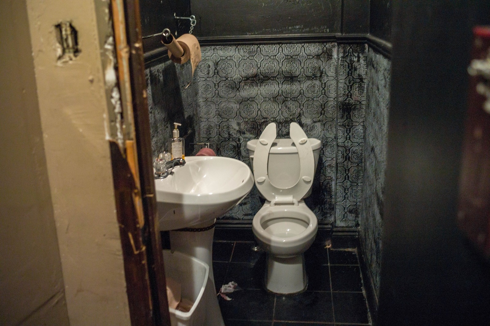 Intimate Space of Reflection