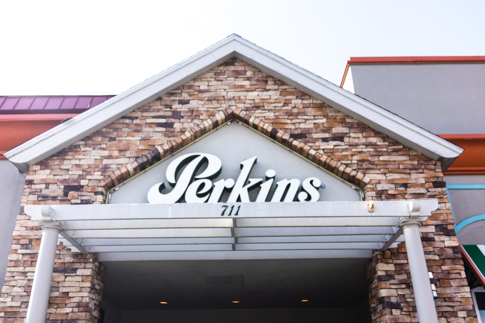 Charming Eatery Entrance