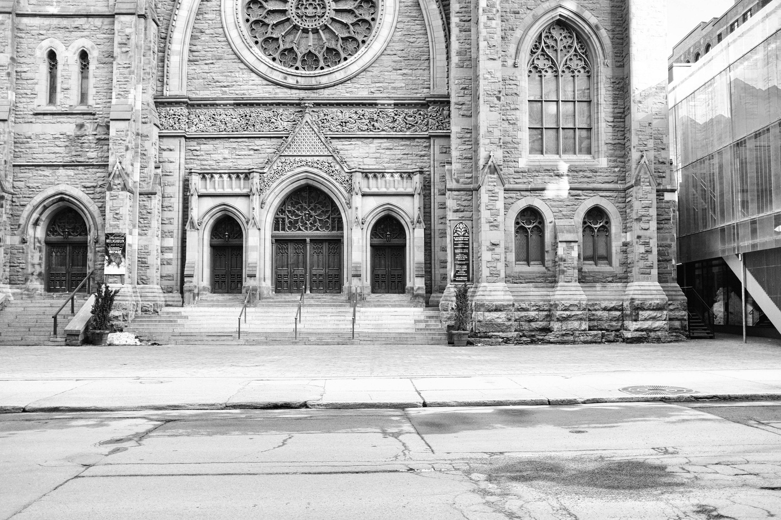 Architectural Contrast