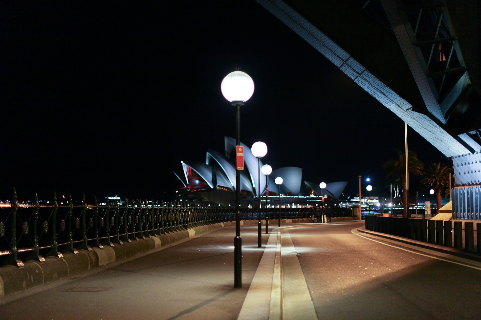 Sydney's Night Elegance