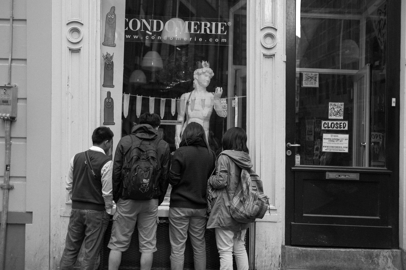 Curiosity and Contemplation