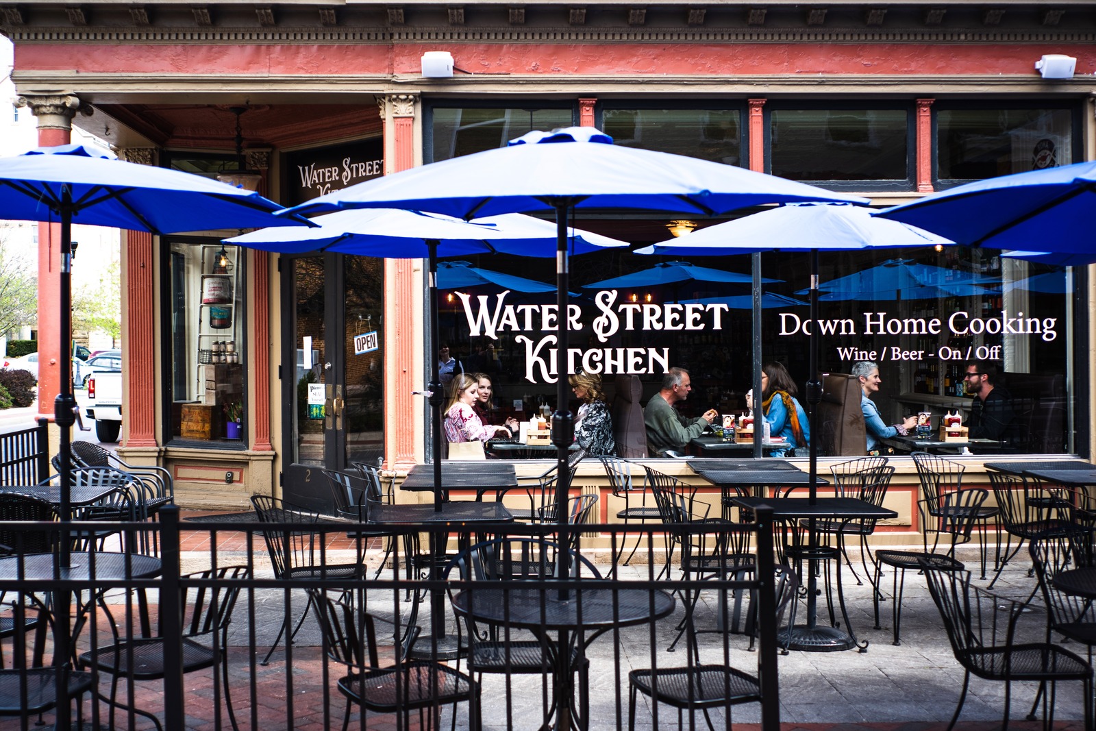 Al Fresco Dining Delight