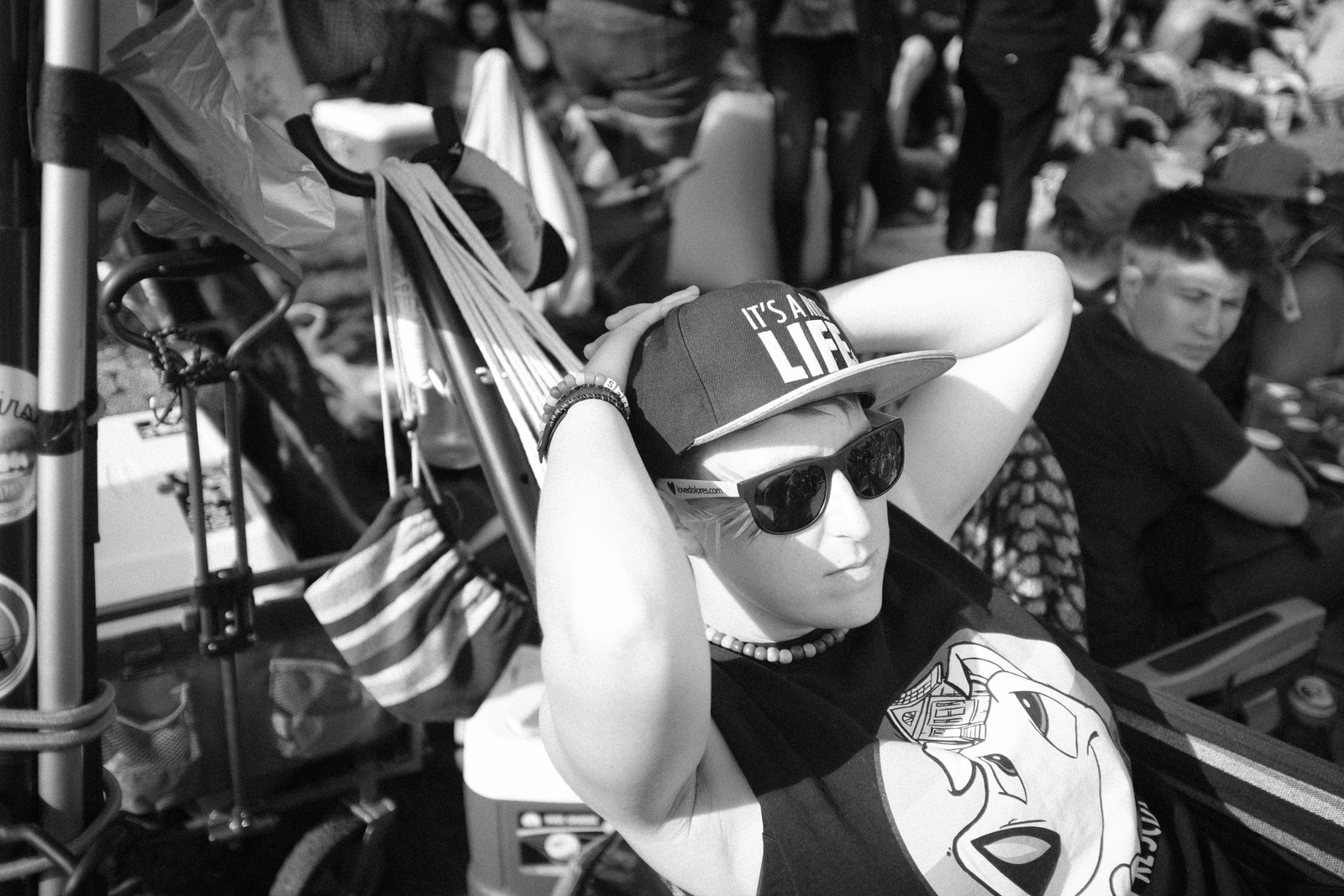 Chill Vibes in Black and White