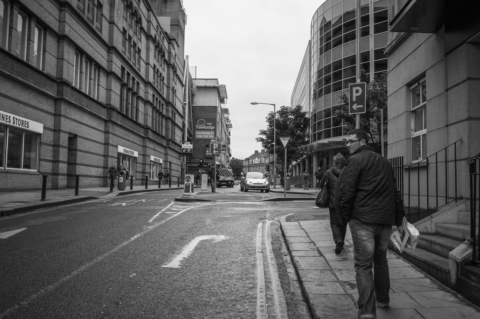 Urban Rhythm in Monochrome