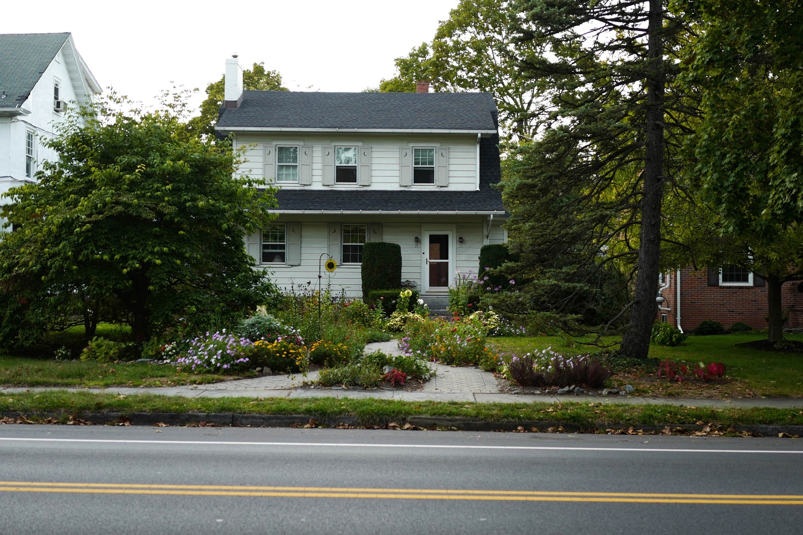 Charming Suburban Retreat