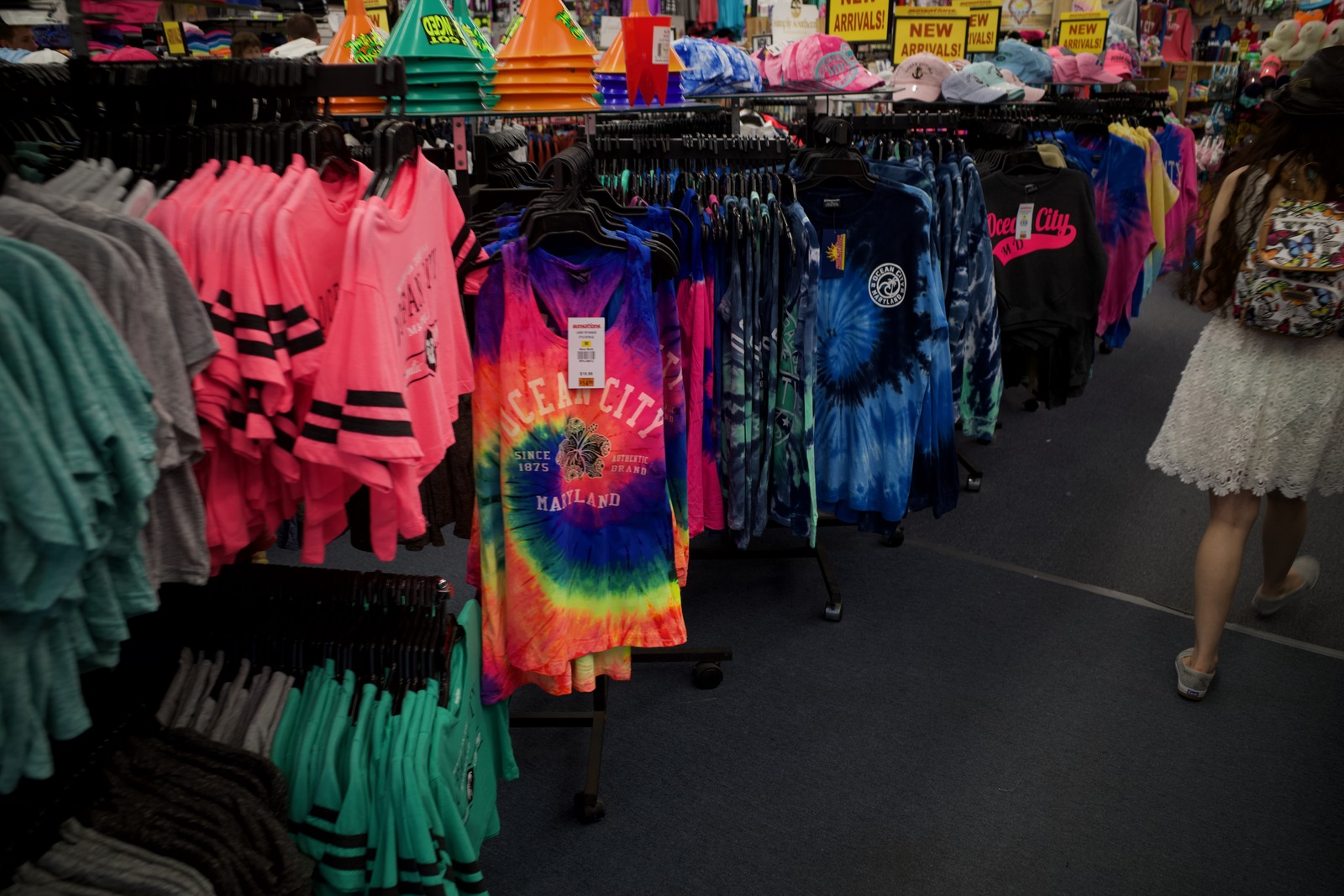 Vibrant Retail Escape