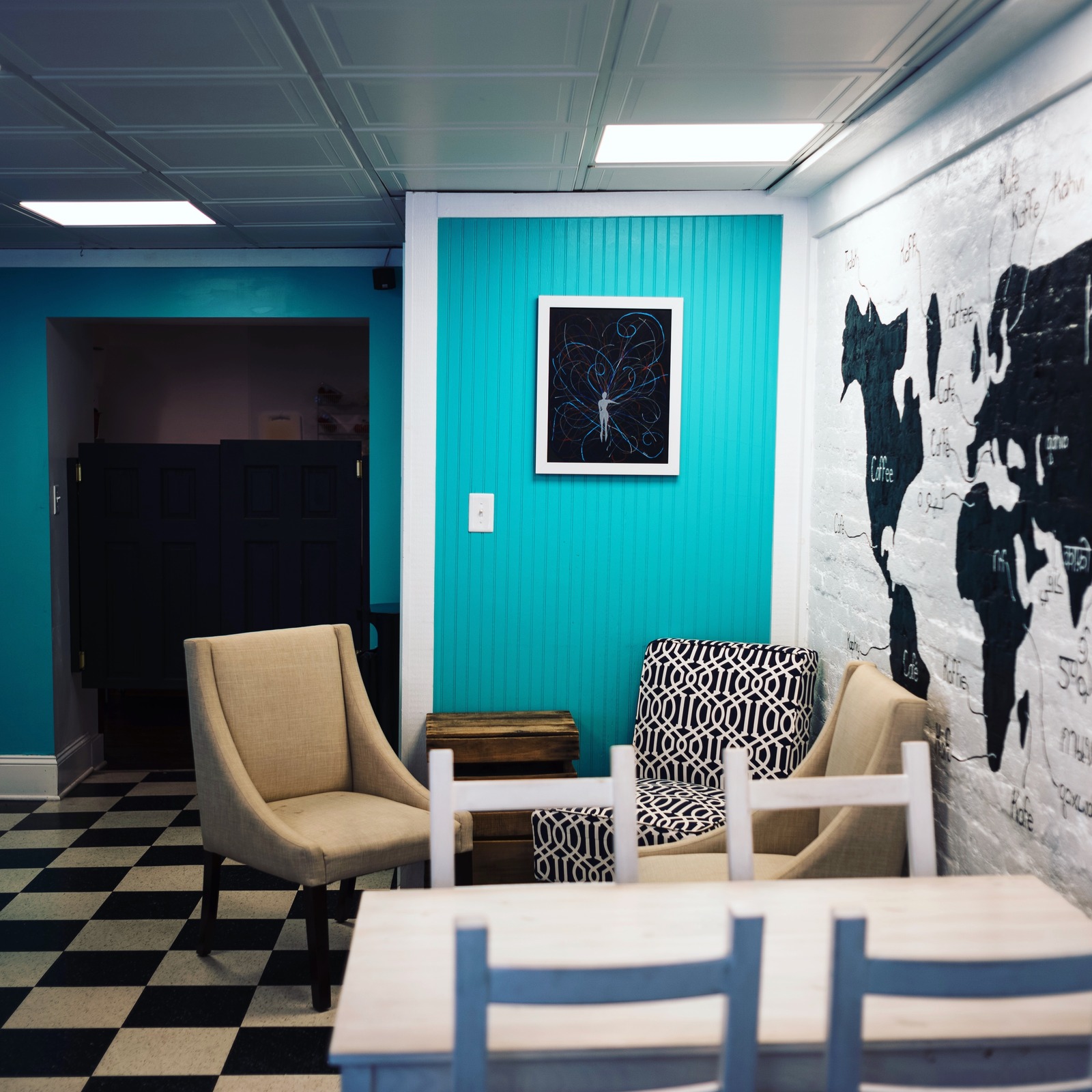 Contemporary Cafe Retreat