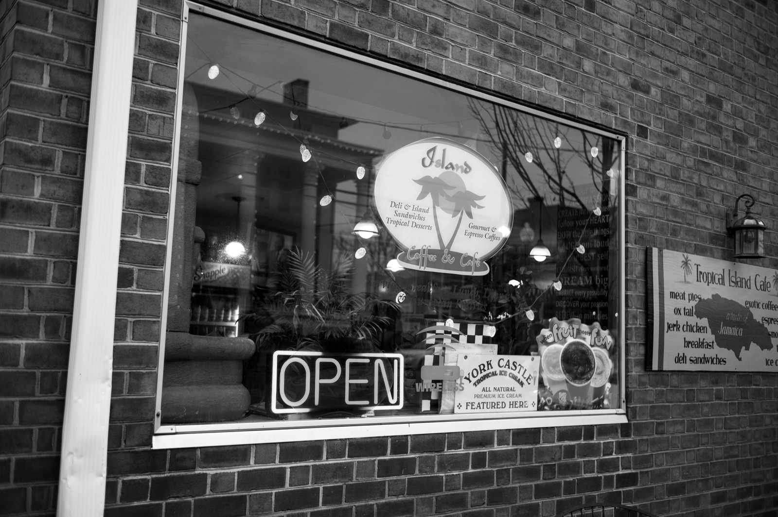 A Window to Tropical Comfort