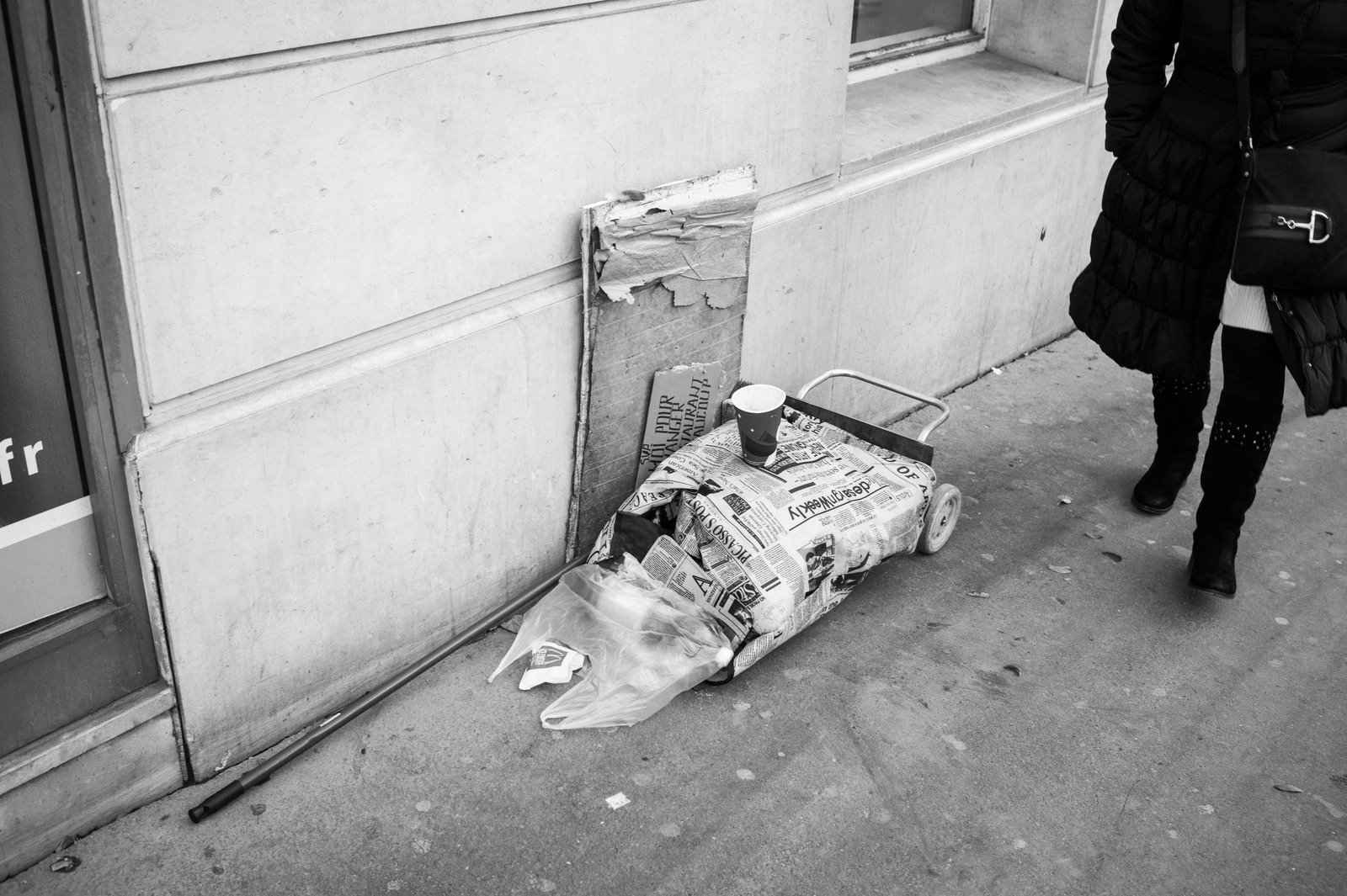 Contrasts of Urban Life