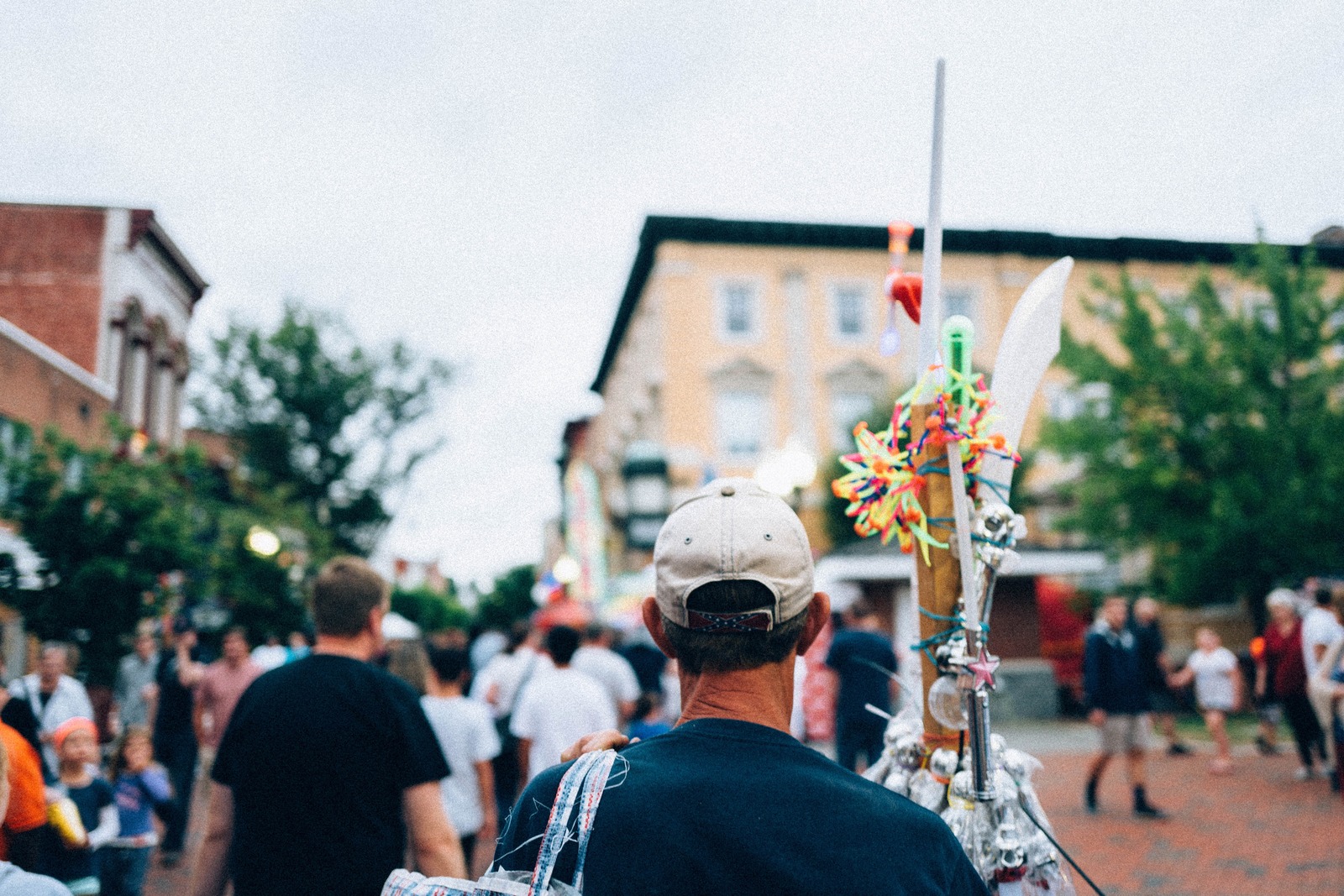 A Strolling Vendor's View