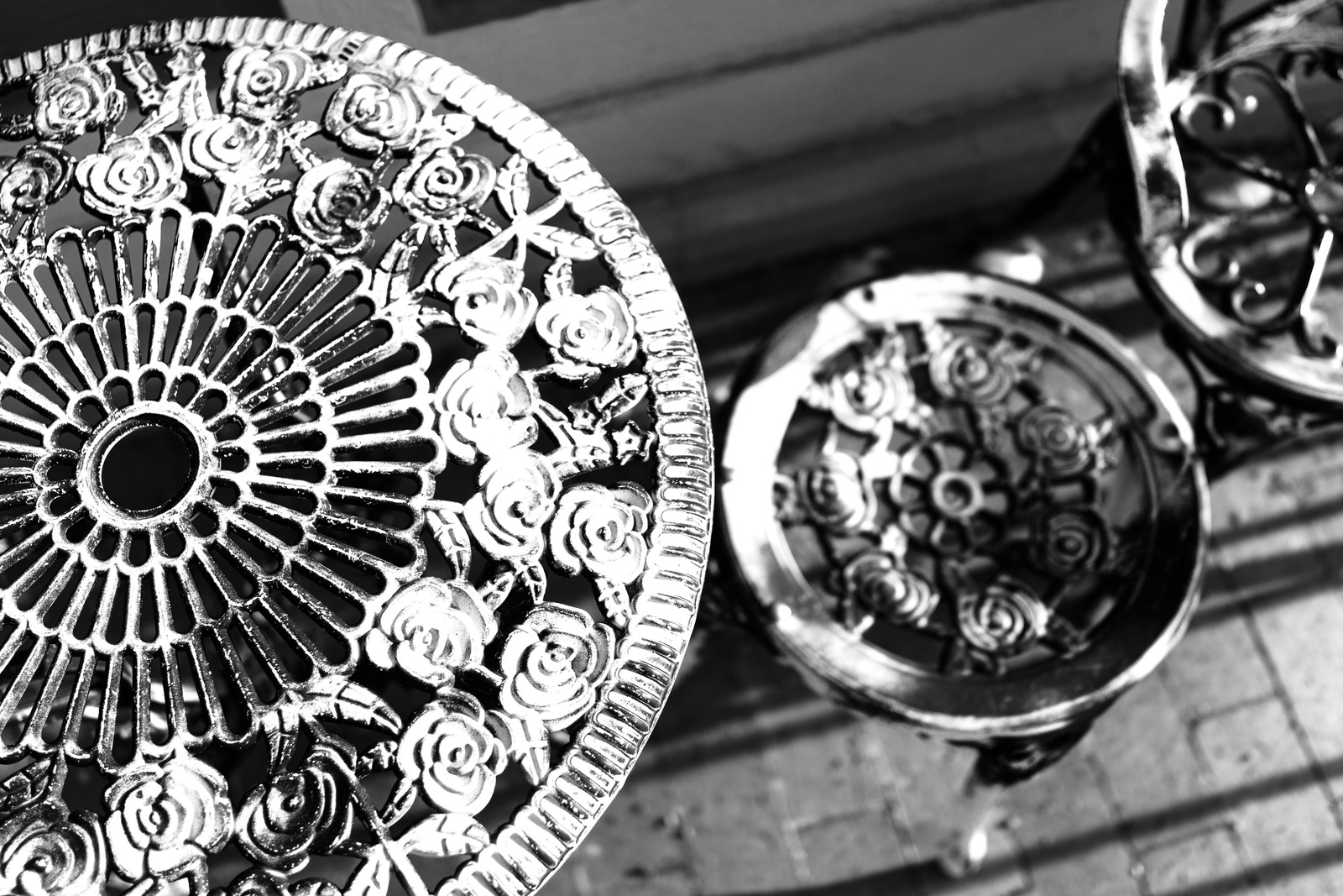 Intricate Shadows of Metal