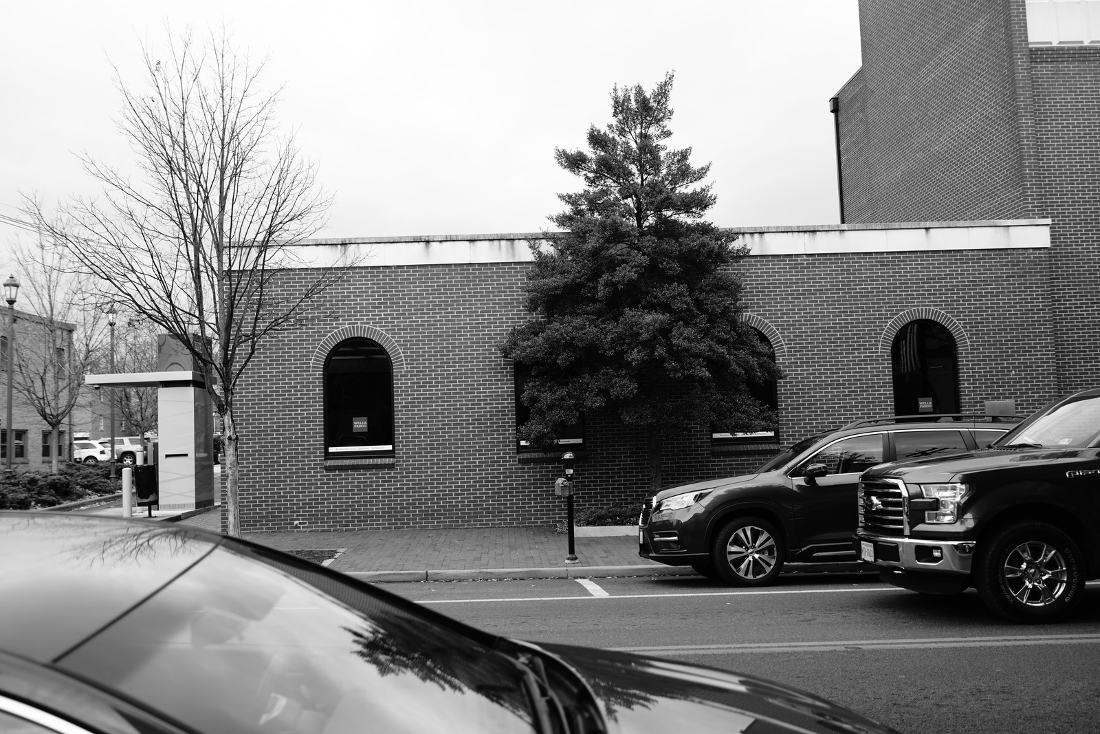 Urban Stillness in Monochrome