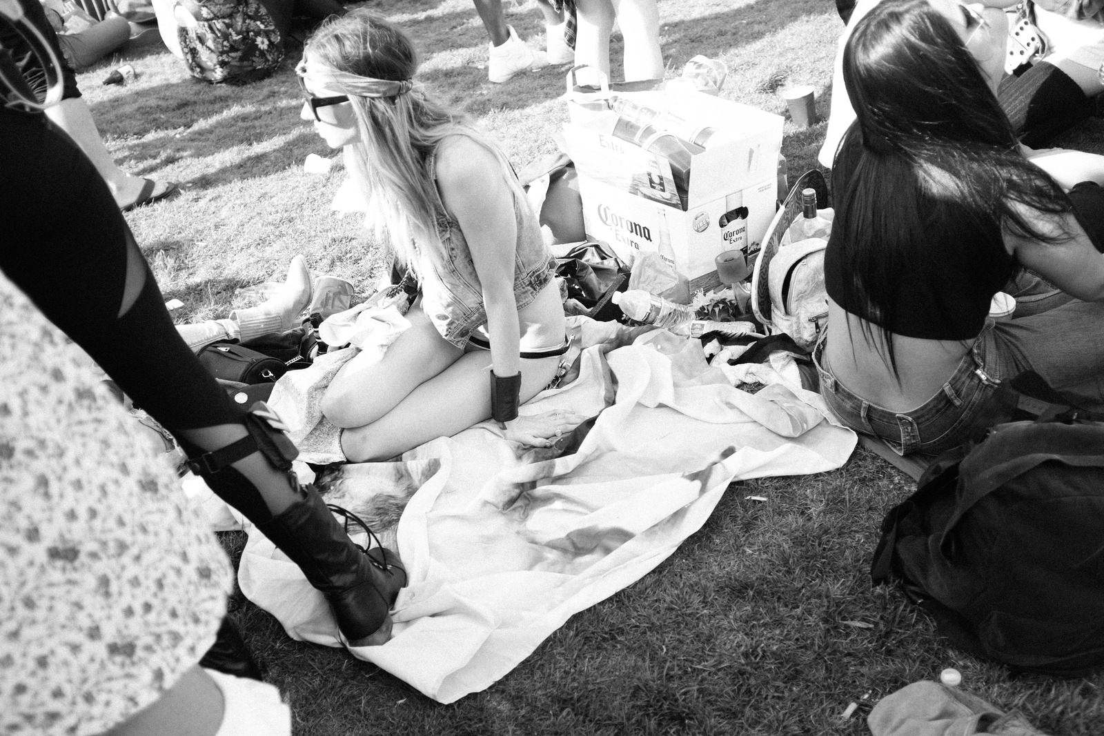 Chill in Black and White