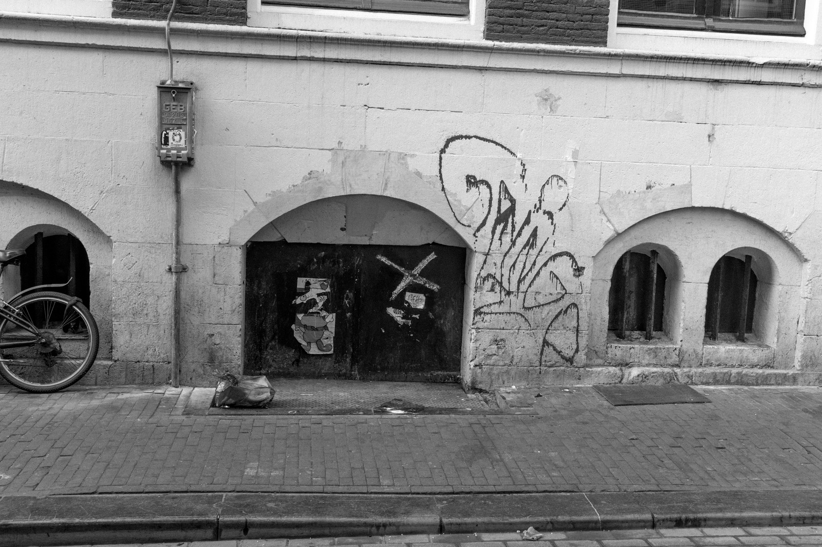 Urban Echoes of Time