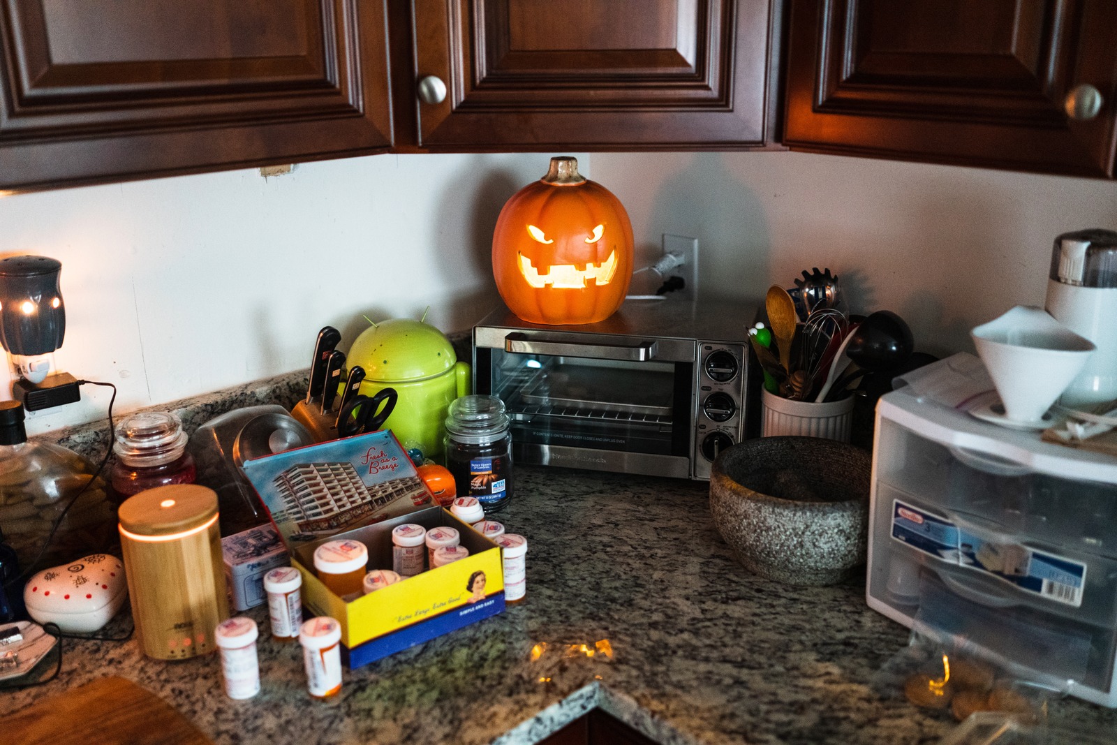 Harvest Glow in the Kitchen