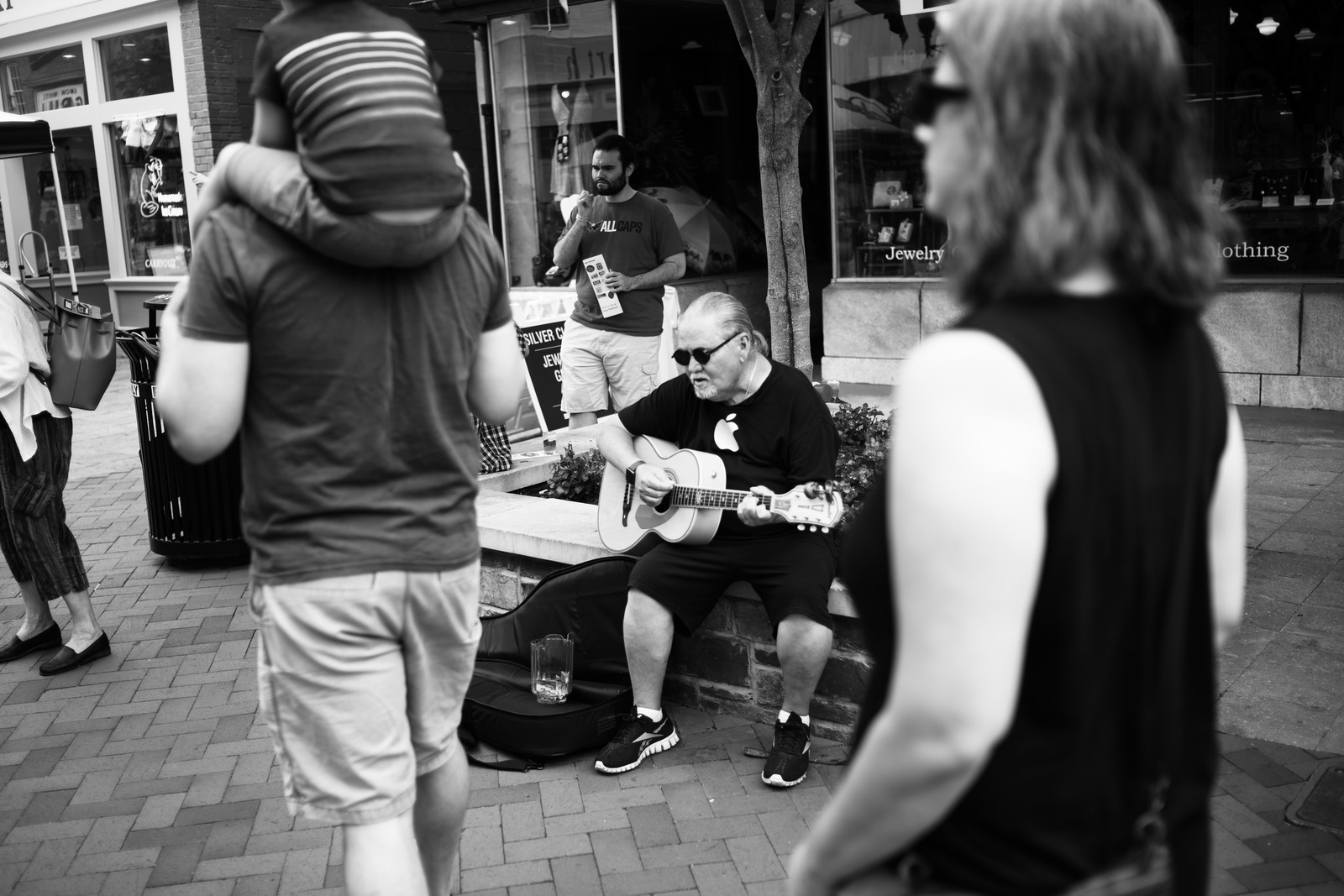 A Strum in the City