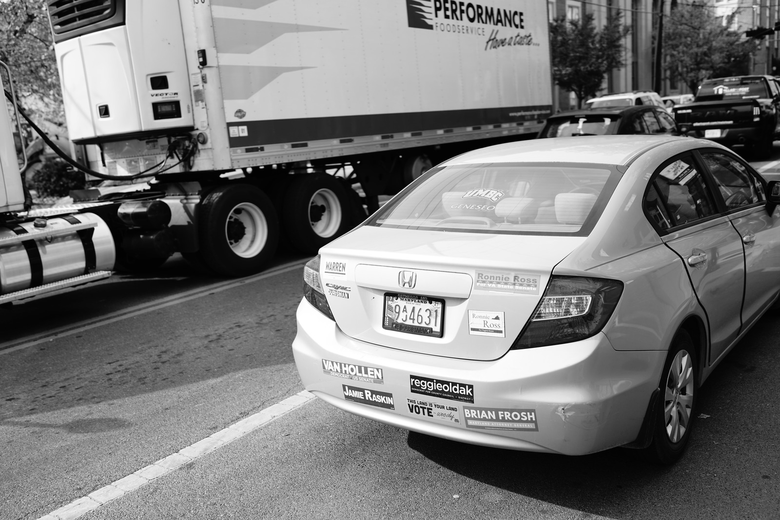 Urban Congestion in Monochrome