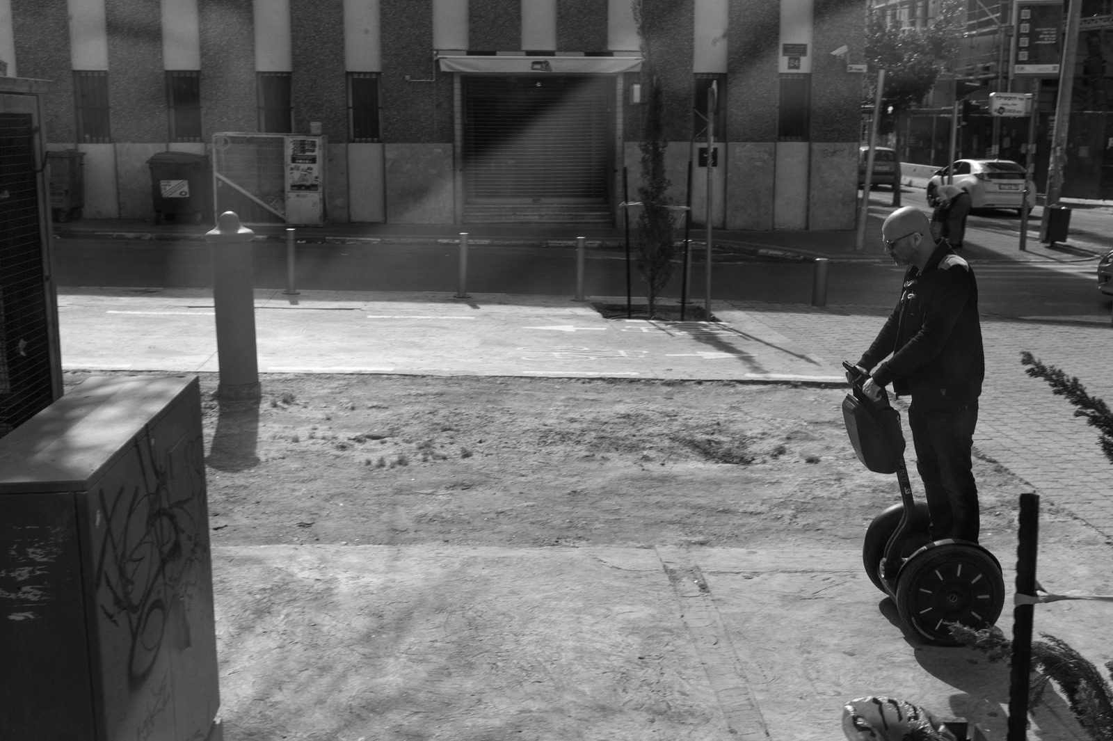 Urban Solitude on Wheels