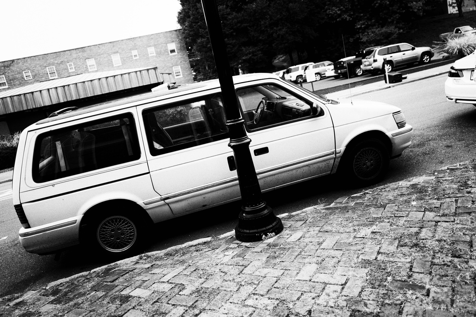 Urban Stillness in Monochrome