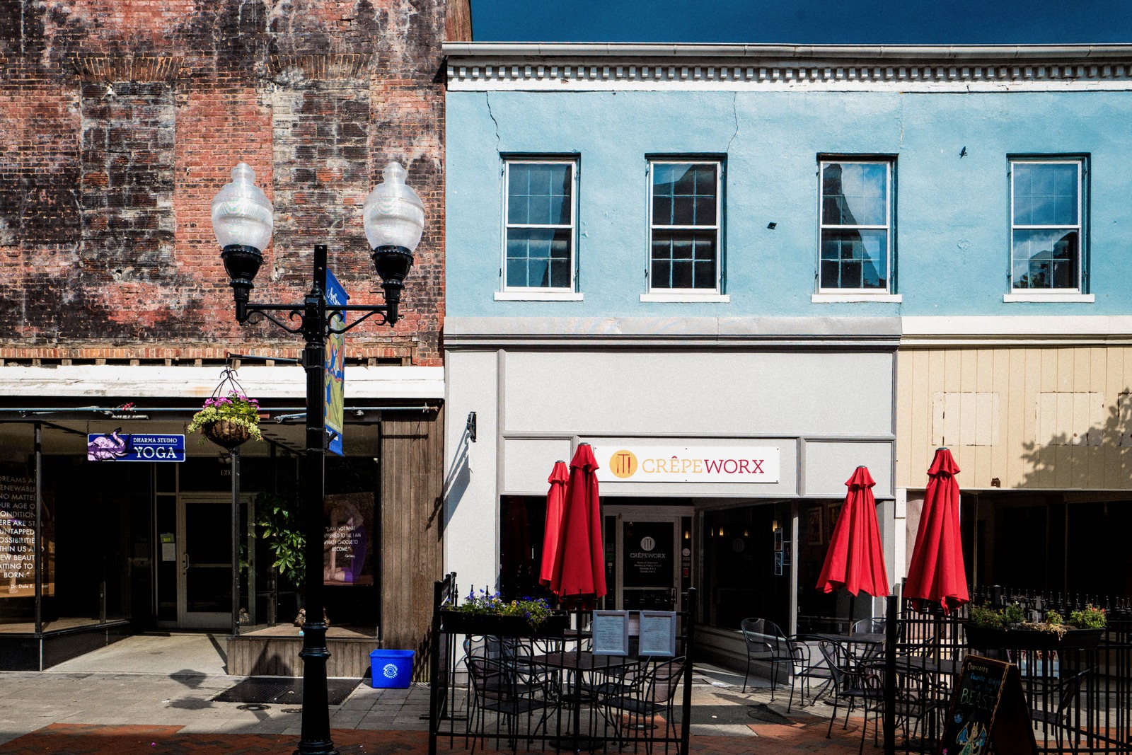 Urban Charm in Daylight