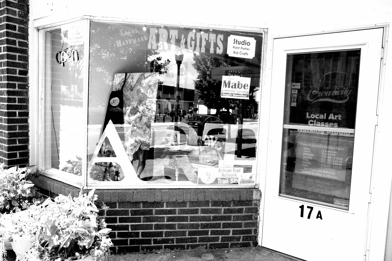 Art in Black and White