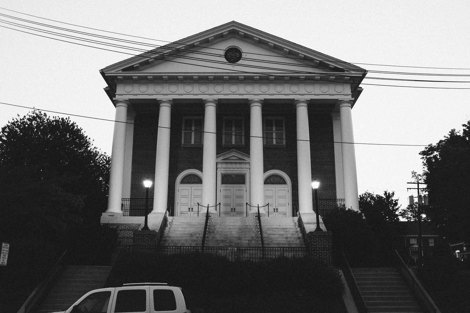 Timeless Elegance at Dusk