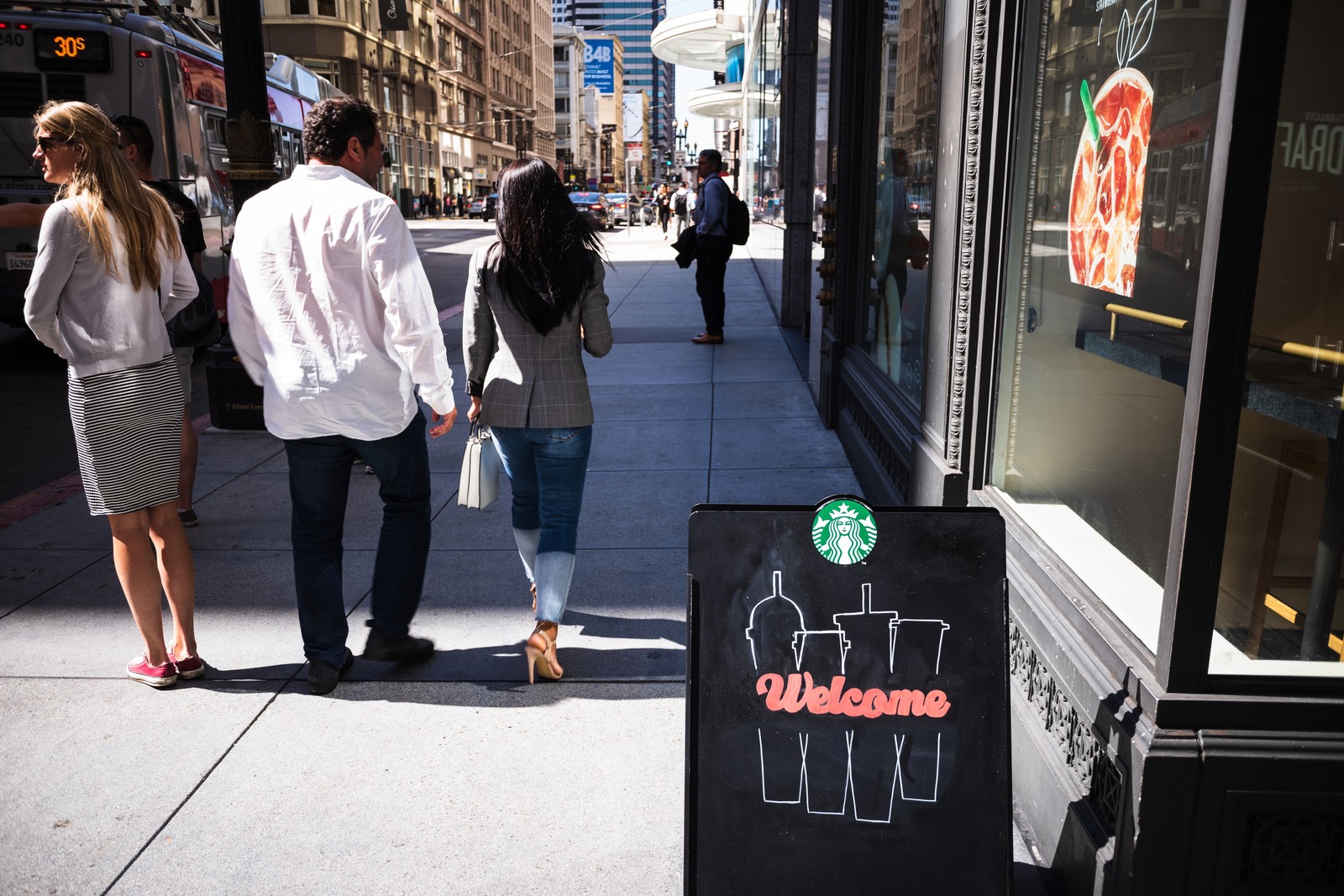 Cityside Afternoon Stroll