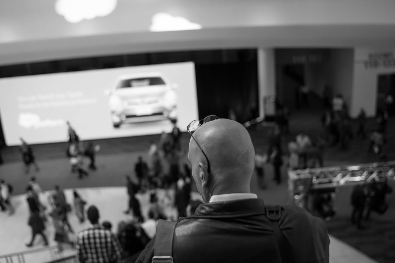 Observer in Black and White