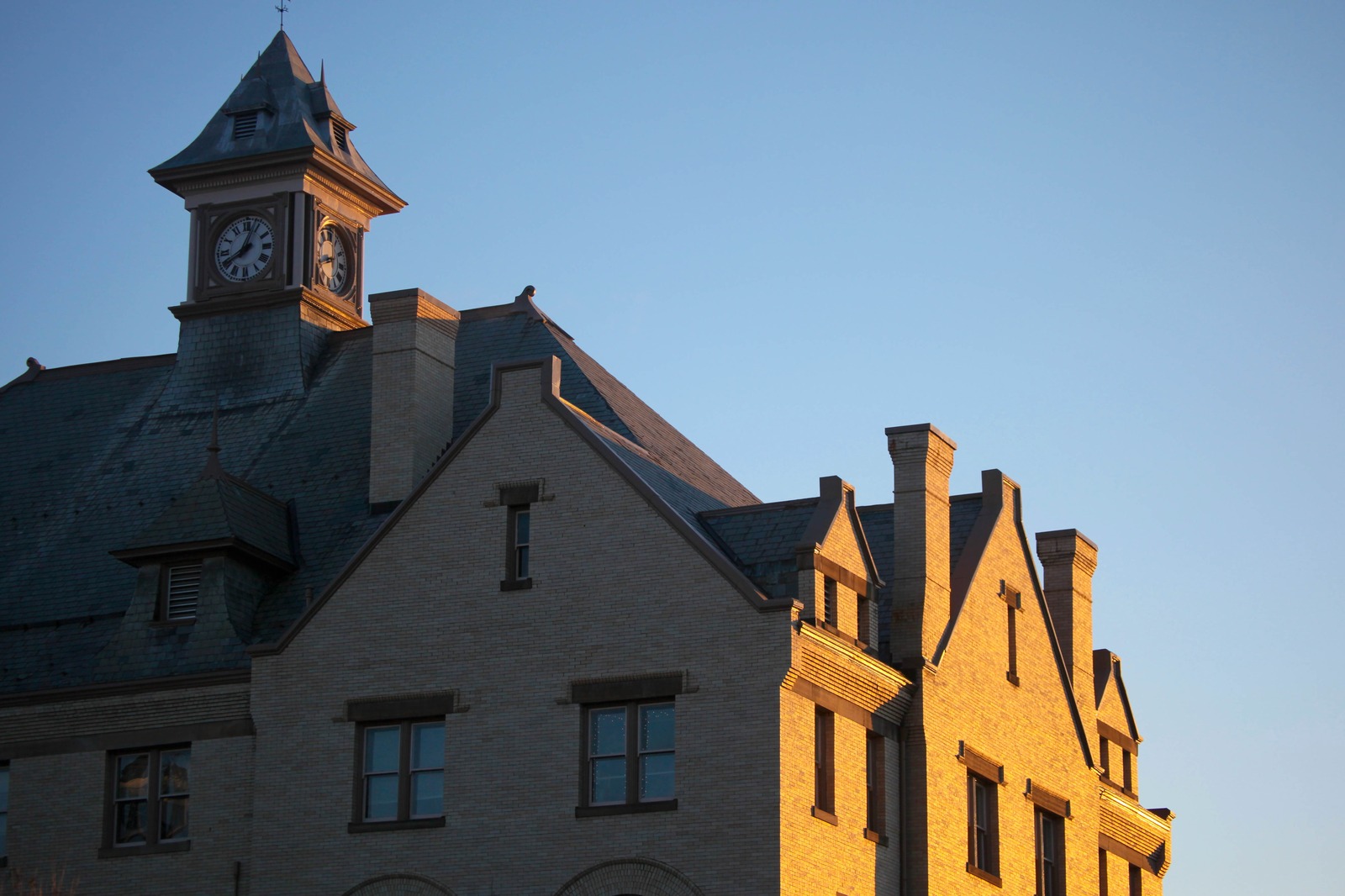 Timeless Architecture at Dusk