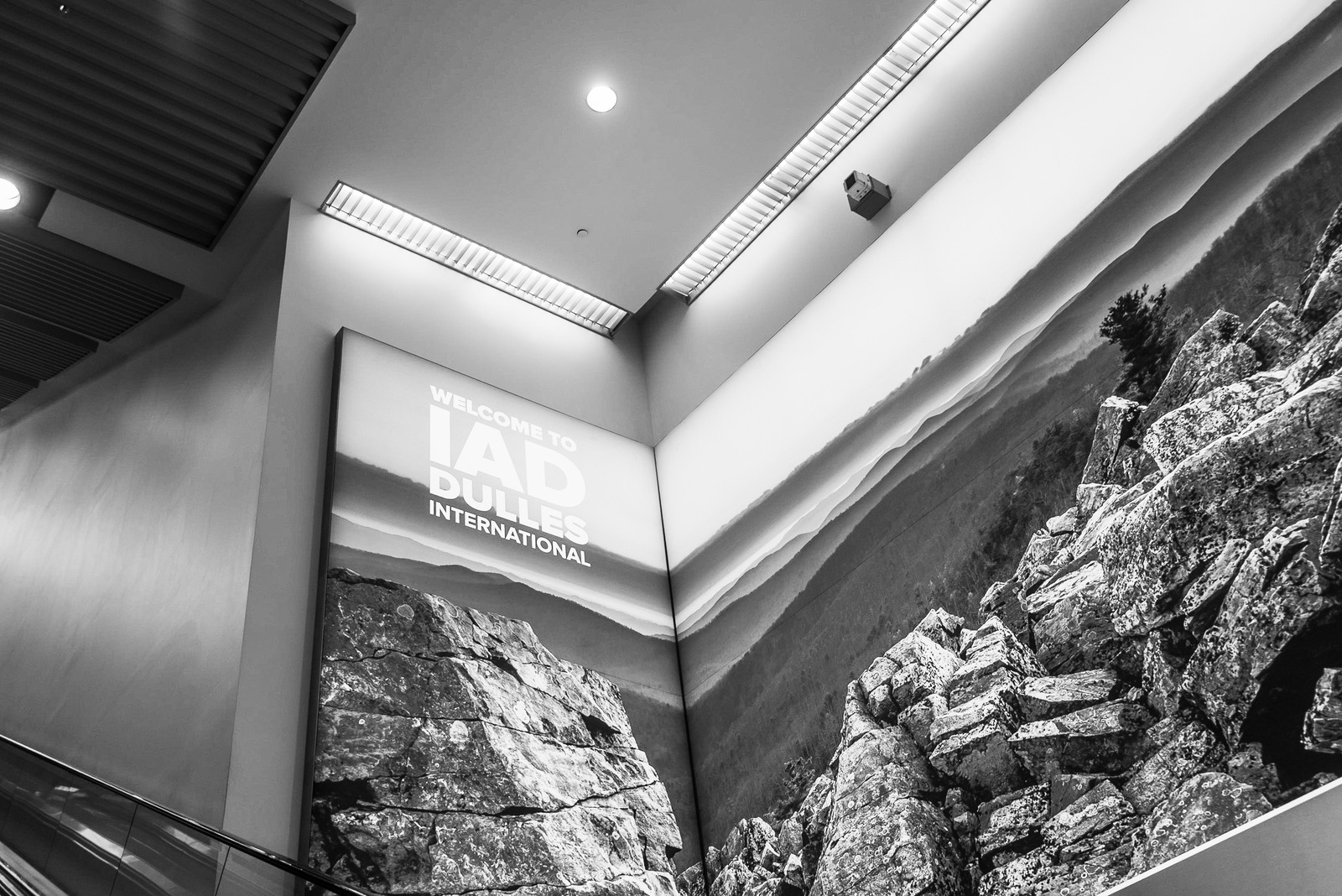 Welcome to Dulles: A Monochrome Gaze