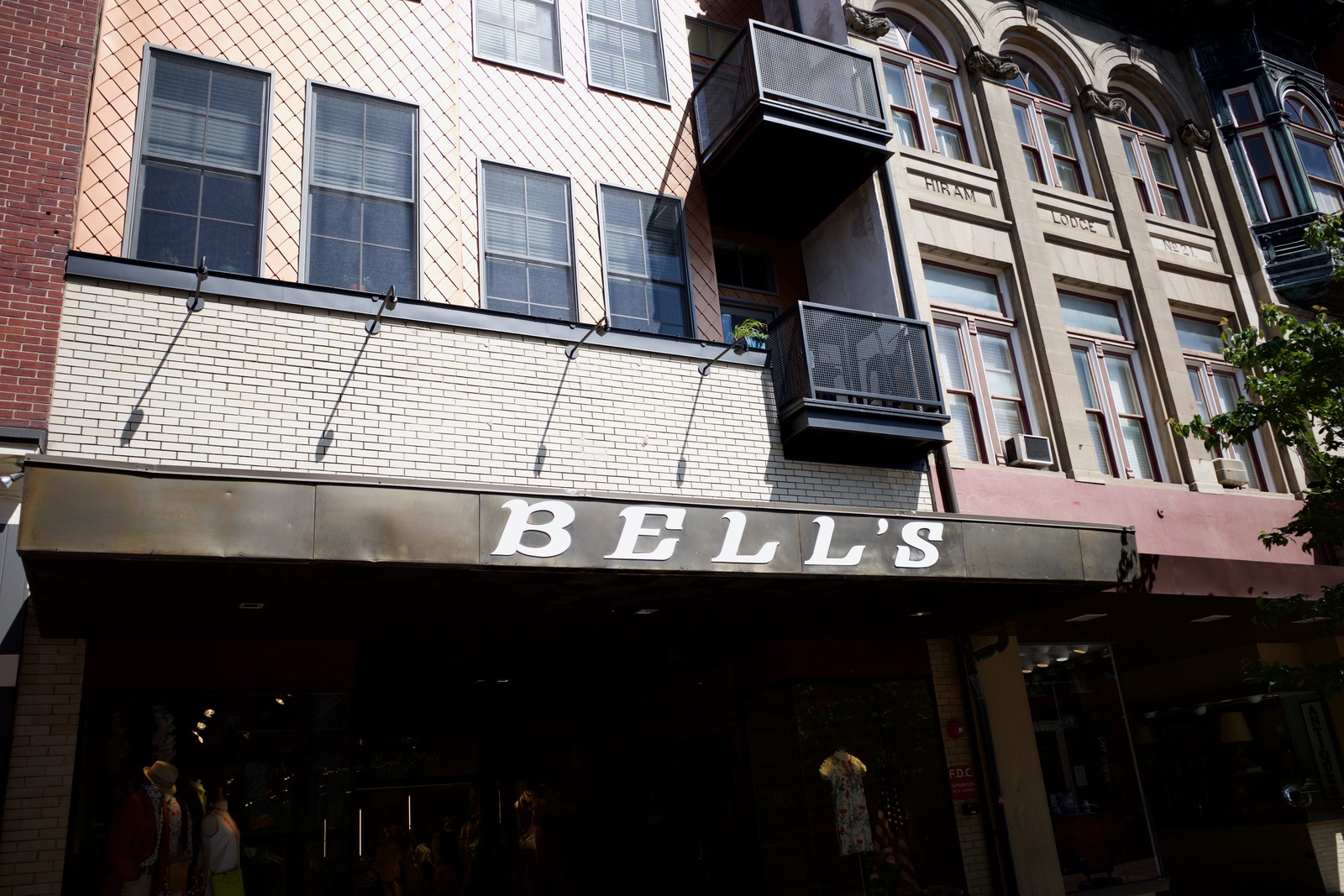 Urban Facade of Bell's