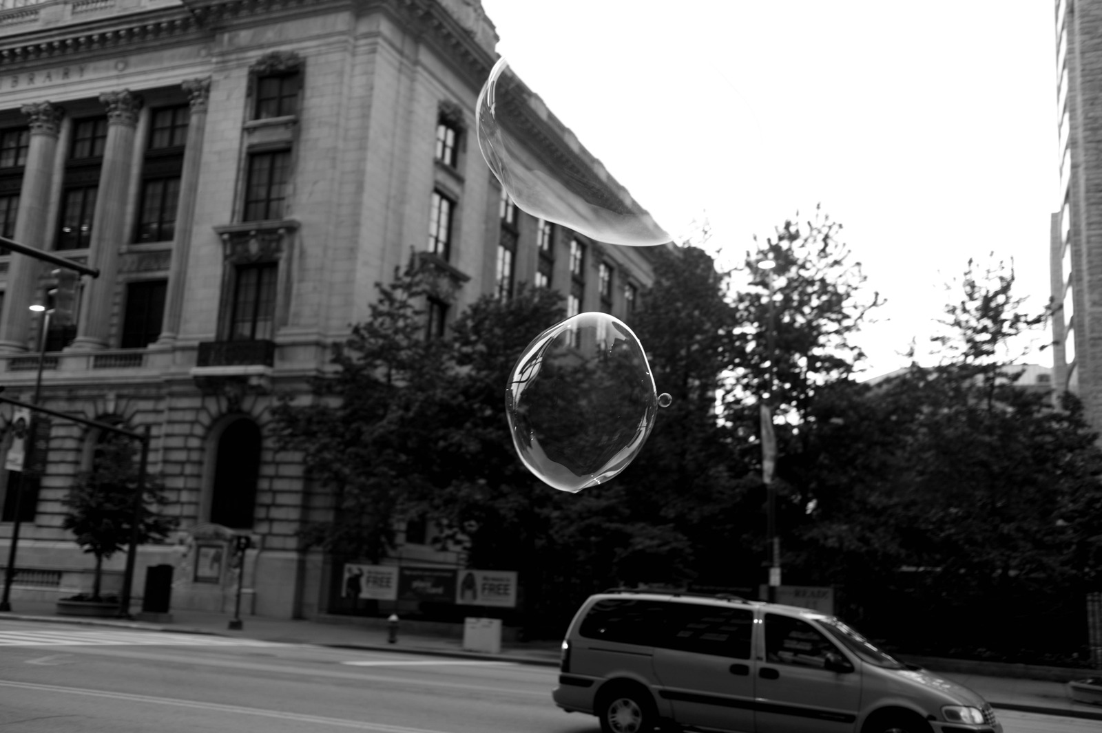 Urban Bubbles in Monochrome