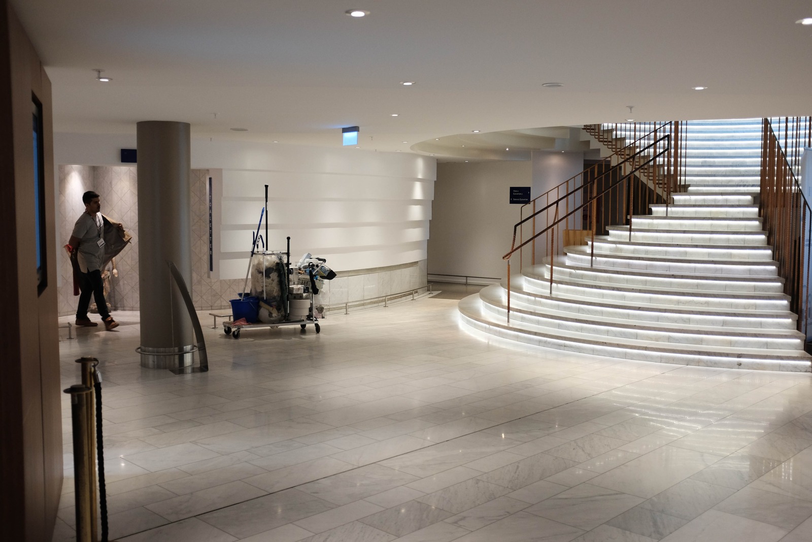 Modern Elegance in Minimalism