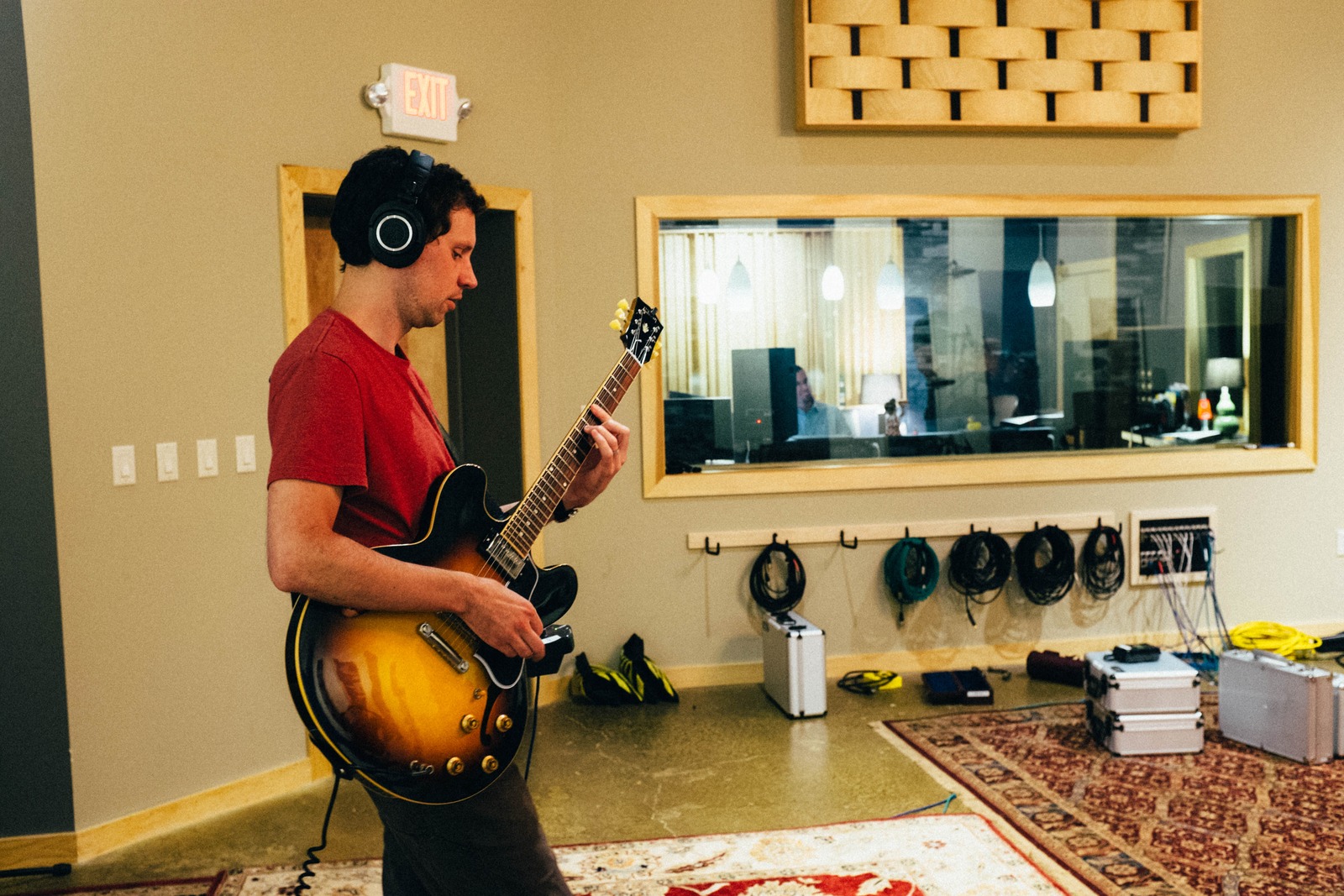 Intimate Studio Vibes