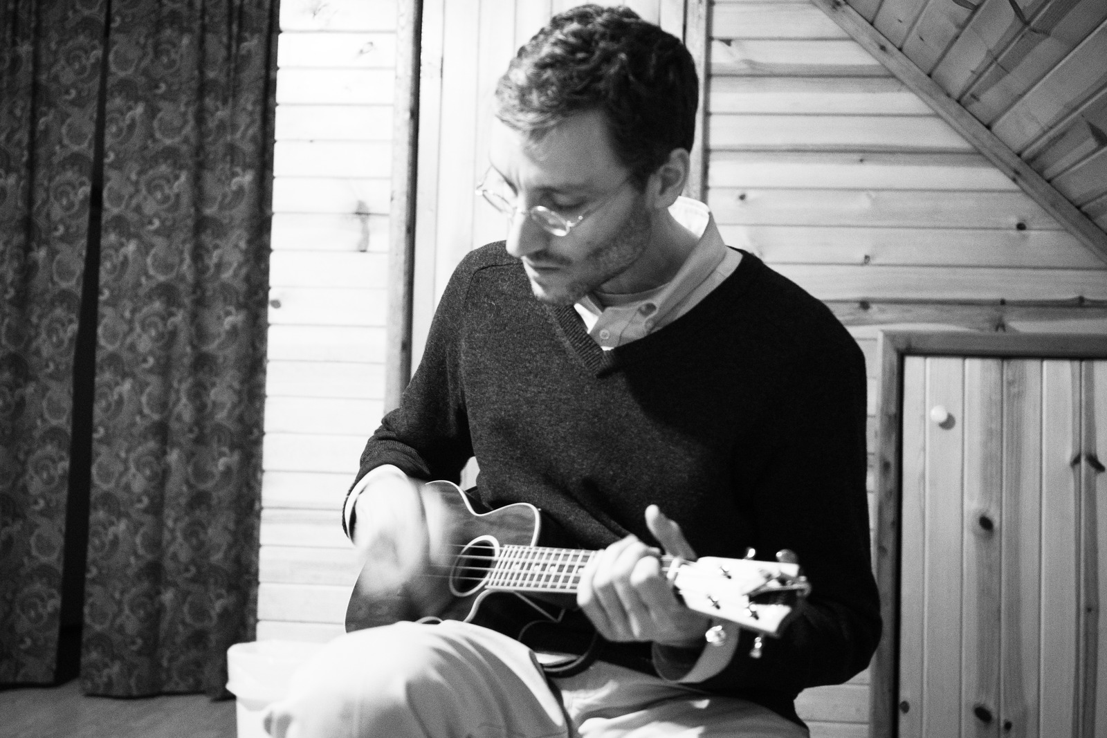 Melody in a Wooden Cabin