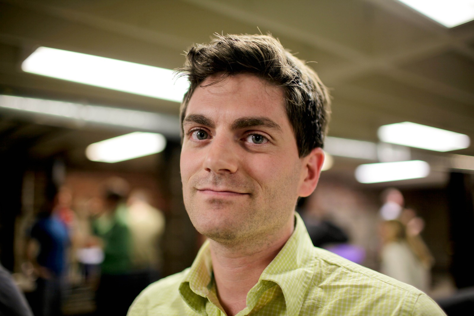 Casual Confidence in Depth