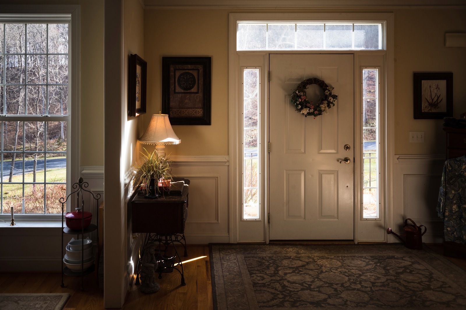 Welcoming Entryway Light