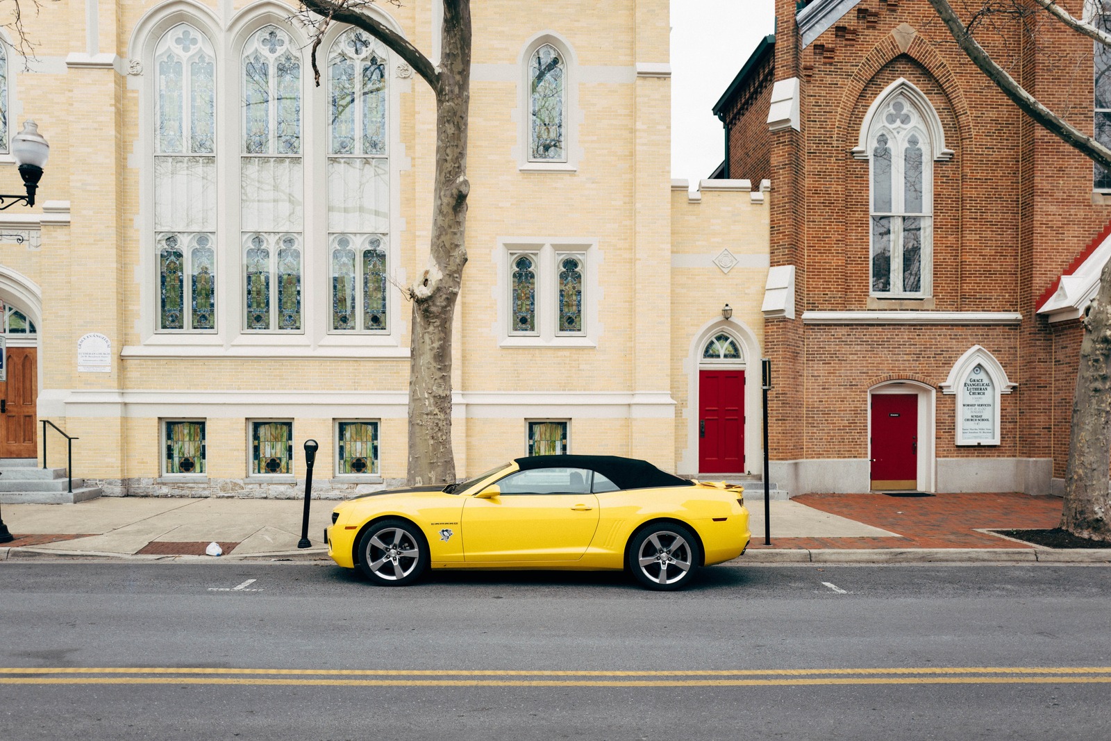 Contrasts of Color and Architecture