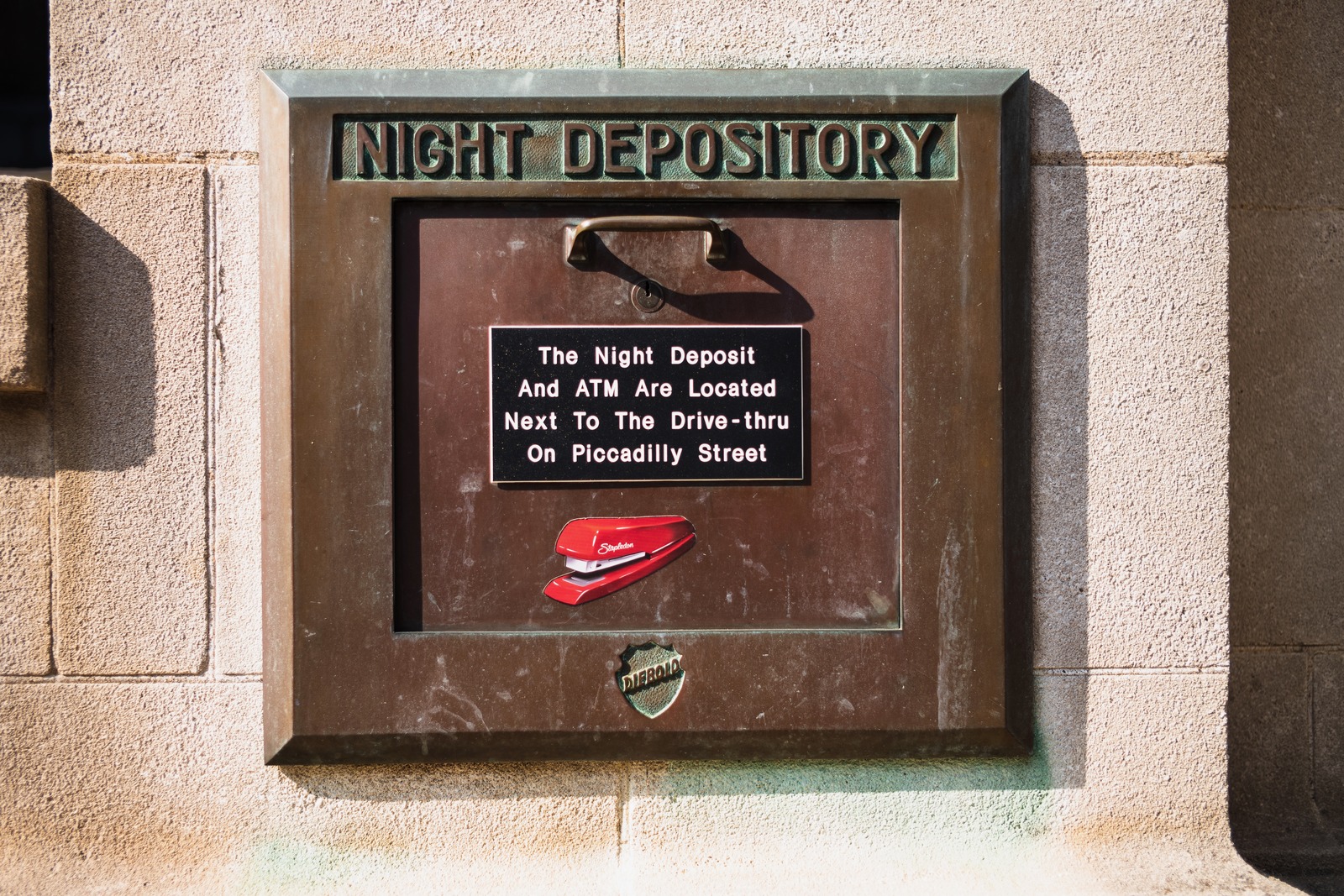 Urban Contrasts: A Depository