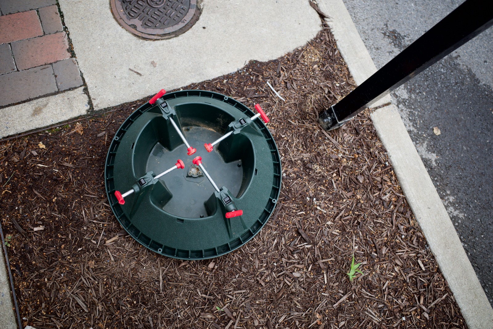 Urban Detritus: A Tank in Waiting
