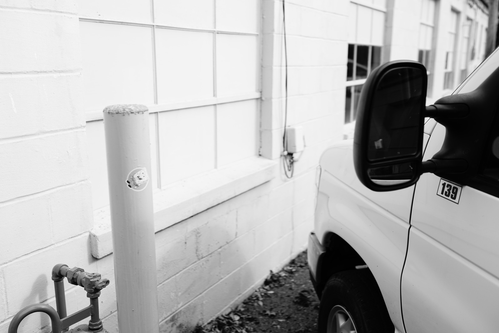 Urban Interlude in Monochrome